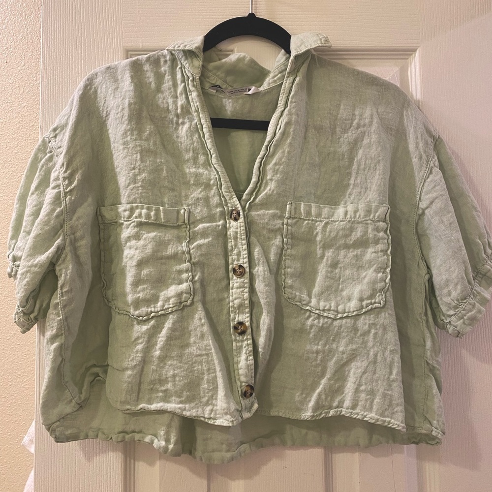 Zara cropped pale green button down shirt.